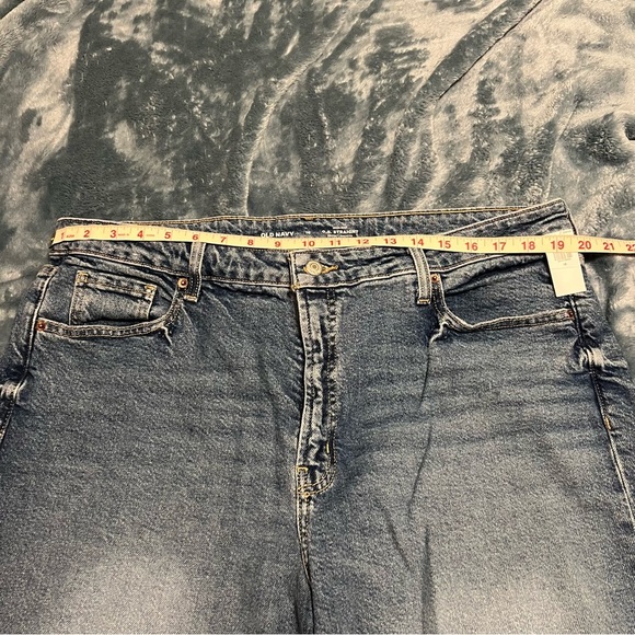 Old Navy High-Rise O.G. Straight Jeans โ Secret Smooth Pockets, Size 18, NWT - Picture 3 of 7